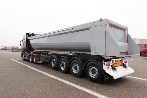 Transportvirksomhed p Vestsjlland tager lsset med ny fire-akslet tiptrailer med Hardox-lad