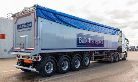 Tip-traileren skal kre bulk-transport