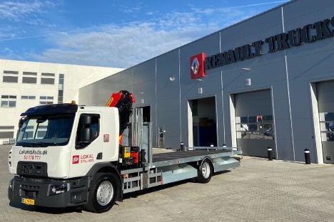 Stilladsfirma stiller op med ny 18-tons lastbil i Helsingør
