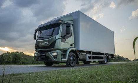 Let lastbil-model med over 30 år på markedet kommer med ny teknologi - og naturgas 