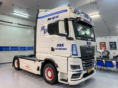 Vognmand med diesel i blodet har f�et el i hjertet